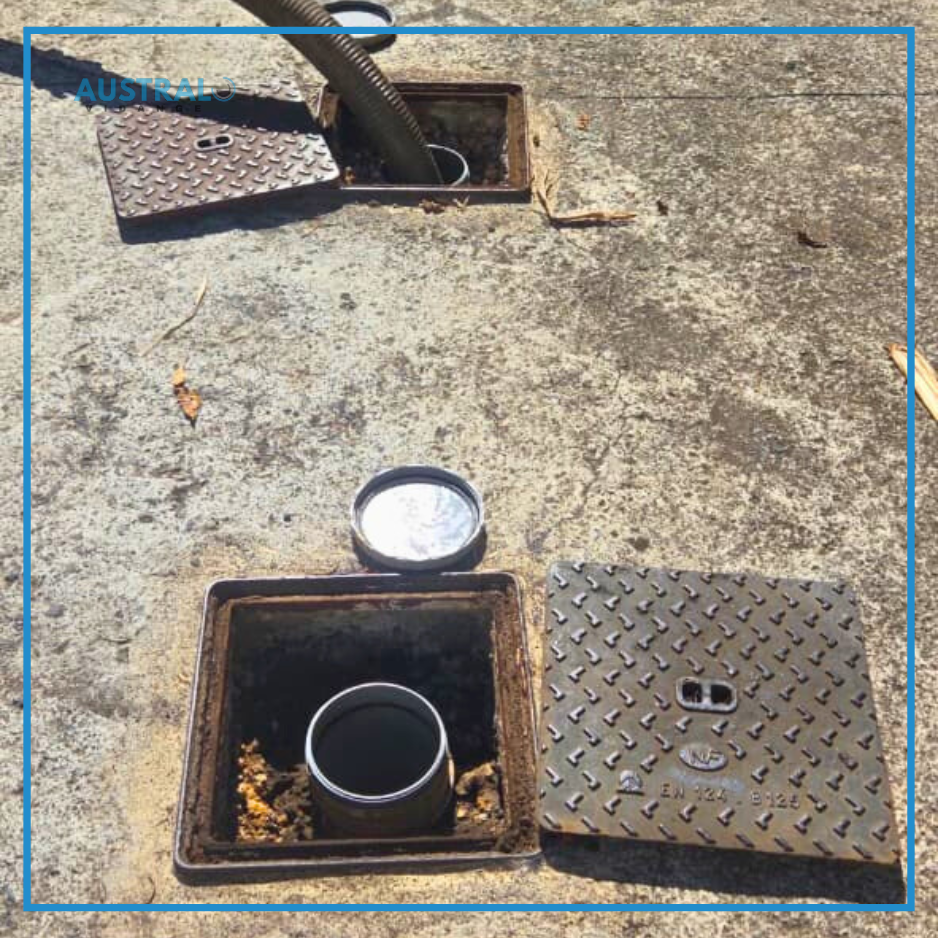 Vidange de fosse septique en cours faite par Austral Vidange à La Réunion